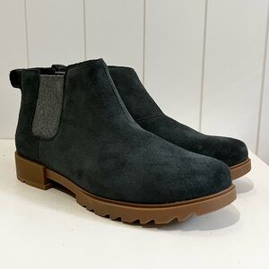 Sorel Emelie  NWOT Chelsea Boots women size 10.5 Dusty blue